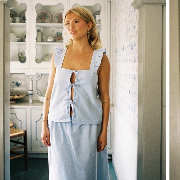 Djerf Avenue Breezy Tie Top Blue - Picture 1 of 2